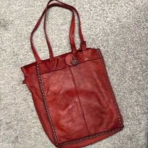 Harbour 2nd Studded Chilly Red Tote♥️